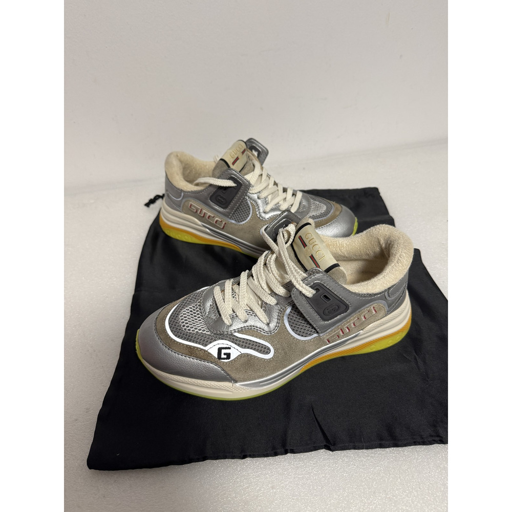 Gucci Shoes Mens Size 6.5 Silver Gray Ivory Sneakers Made in Italy Retro Runner
